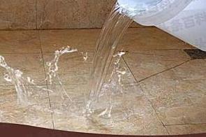 兴隆台漏水维修 免砸砖防水材料该如何施工